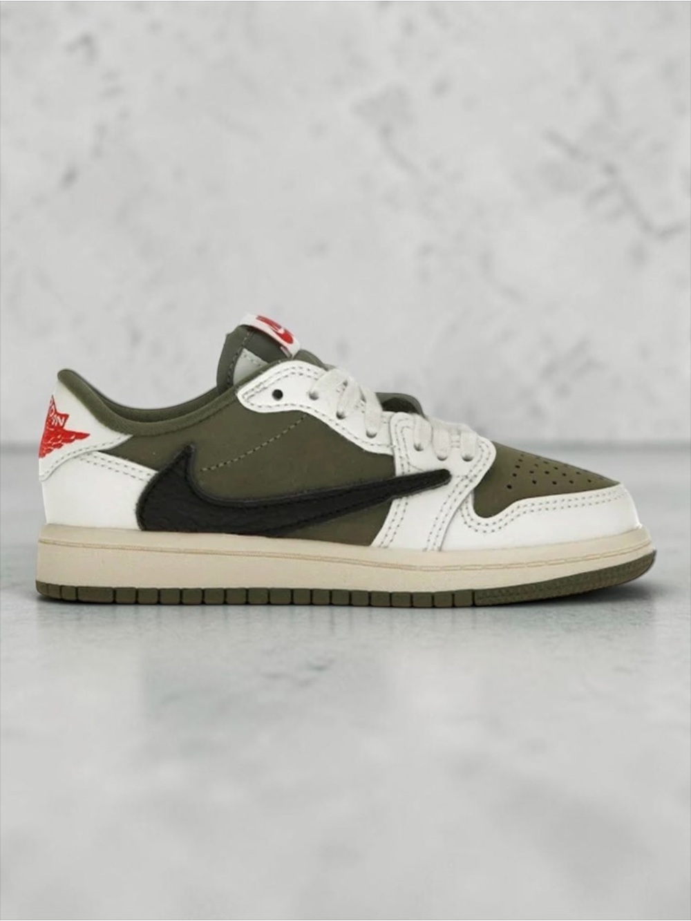 Travis Scott x Air Jordan 1 Low "Medium Olive" Shoes Size 2Y